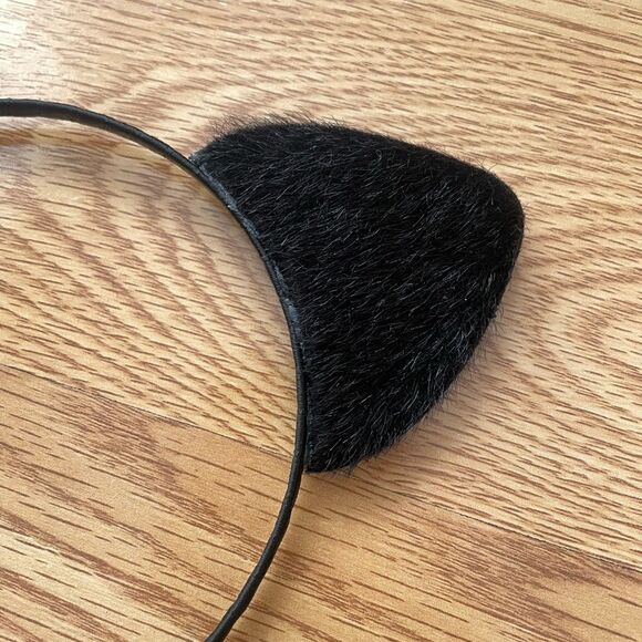 Cat Ears Headband Furry Padded Catwomen - Picture 4 of 5